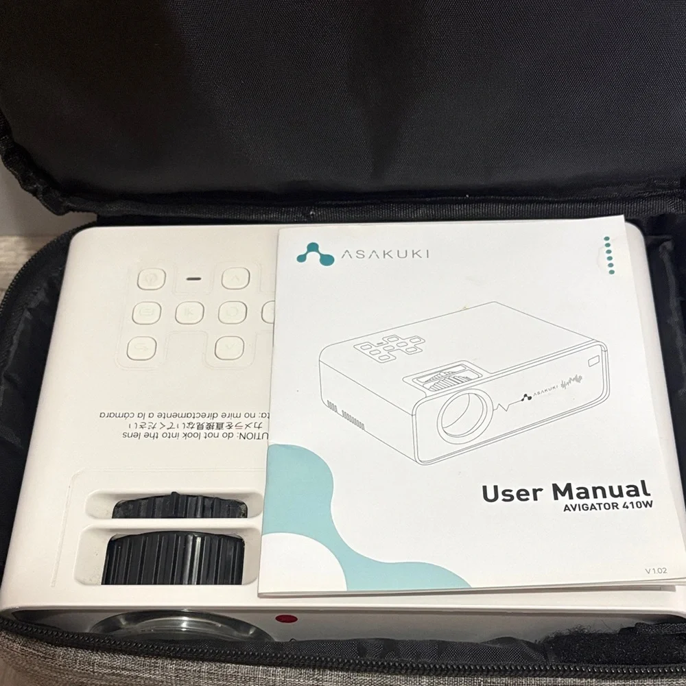 Asakuki White Projector with Case